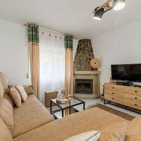 לה זוביה Chalet Con Piscina En Entorno Idilico מראה חיצוני תמונה